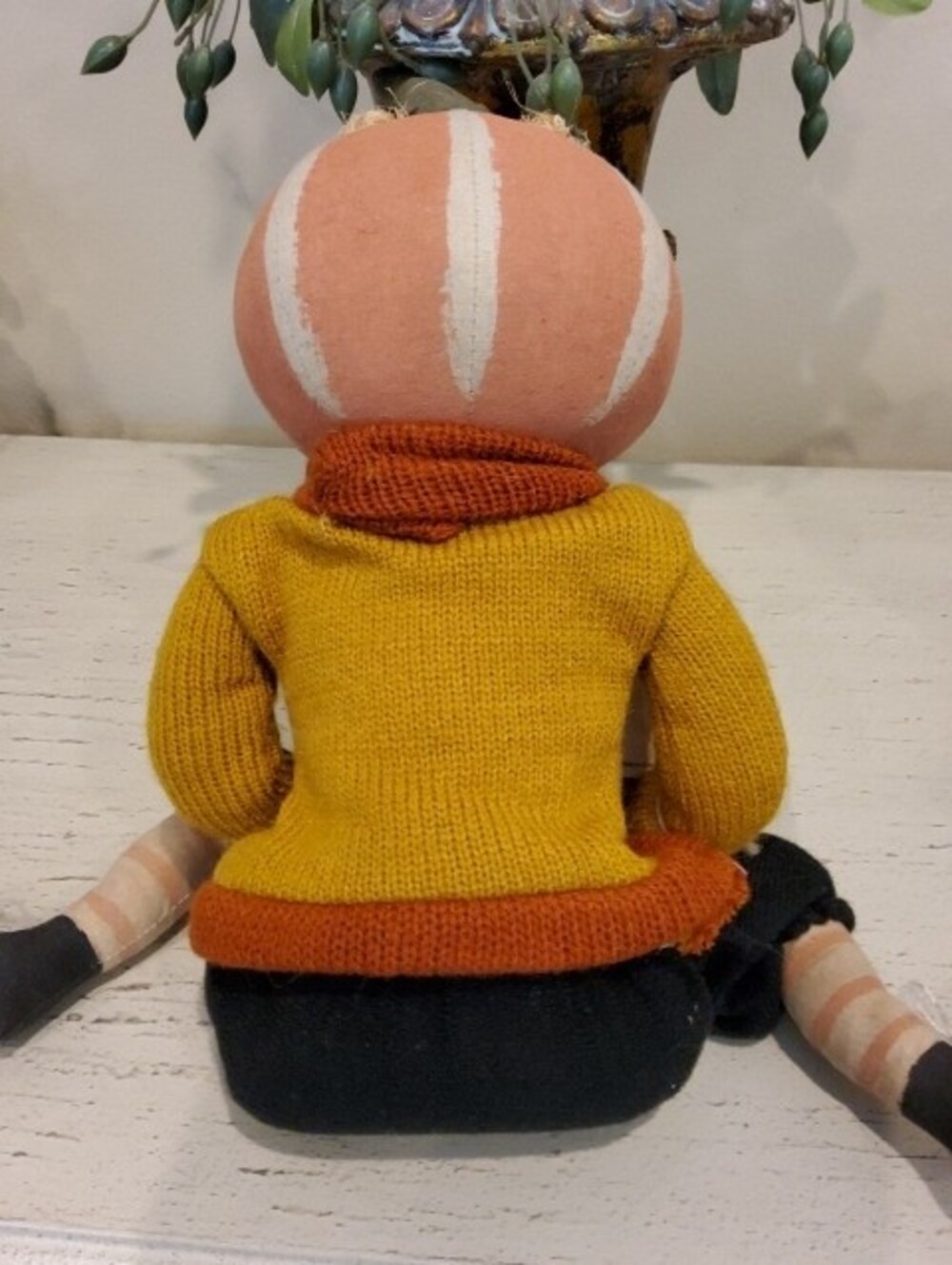 Joe Spencer's Gathered Traditions Pumpkin Head Dolls Defense Dan & Lucille - Picture 4 of 6